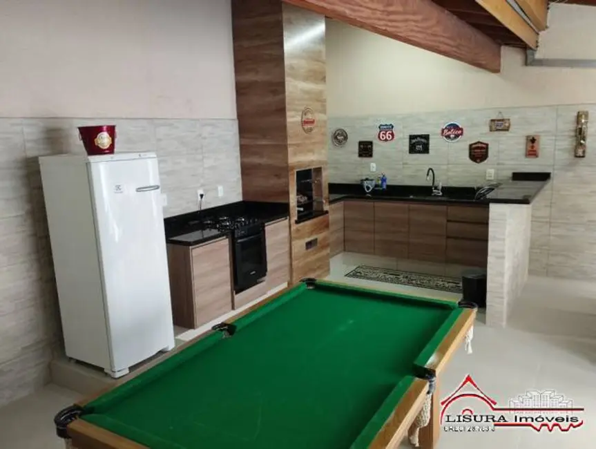 Foto 4 de Casa com 3 quartos à venda, 190m2 em Residencial Parque dos Sinos, Jacarei - SP