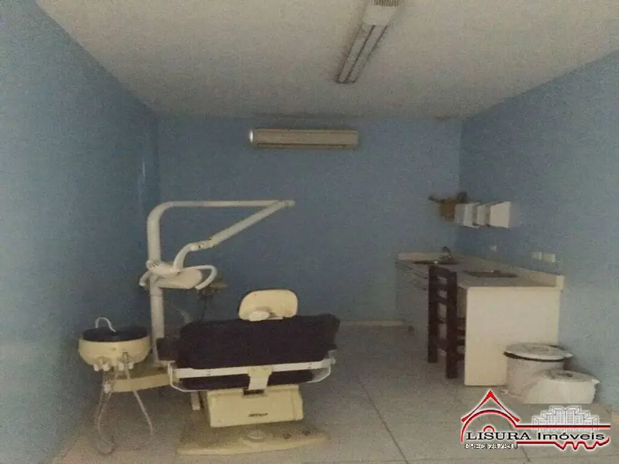 Sala Comercial para alugar, 120m2 em Centro, Jacarei - SP - imagem 6 Foto 6 de Sala Comercial para alugar, 120m2 em Centro, Jacarei - SP