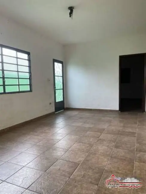 Foto 2 de Casa com 2 quartos à venda, 86m2 em Vila Zezé, Jacarei - SP