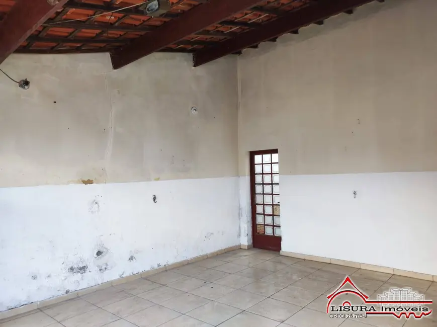 Foto 2 de Casa com 3 quartos à venda, 170m2 em Jardim do Vale, Jacarei - SP