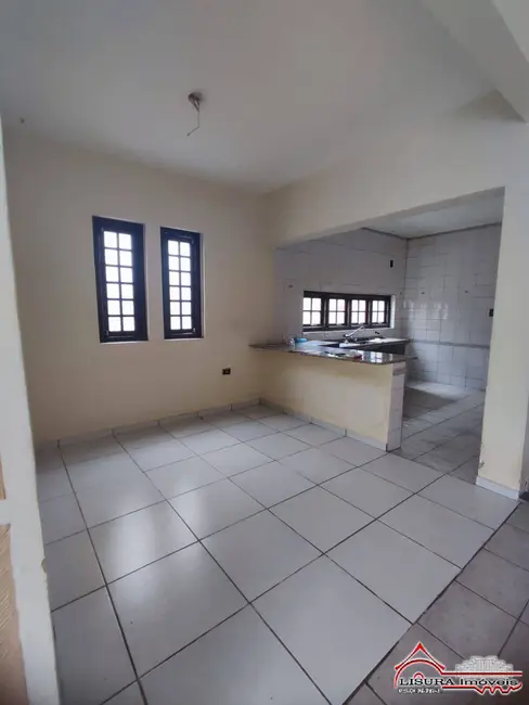 Foto 4 de Casa com 3 quartos à venda, 170m2 em Jardim do Vale, Jacarei - SP
