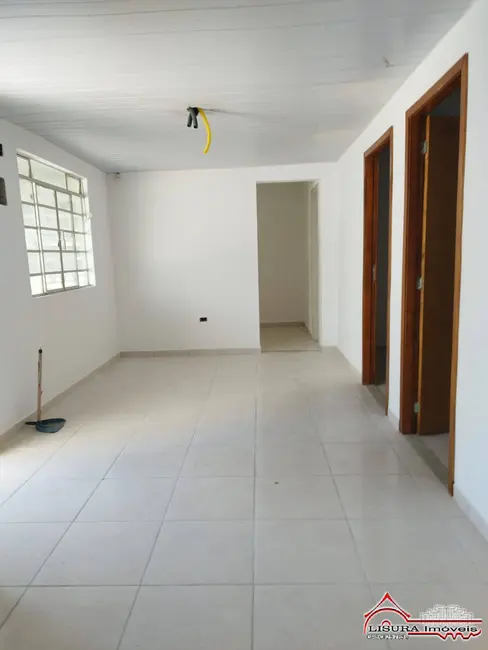 Foto 3 de Casa com 3 quartos à venda, 168m2 em Conjunto São Benedito, Jacarei - SP