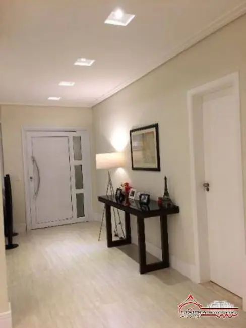 Foto 3 de Casa de Condomínio com 3 quartos à venda, 287m2 em Loteamento Villa Branca, Jacarei - SP