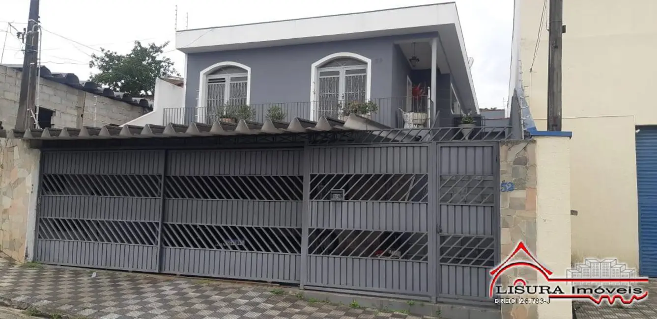 Foto 1 de Casa com 4 quartos à venda, 250m2 em Vila Pinheiro, Jacarei - SP