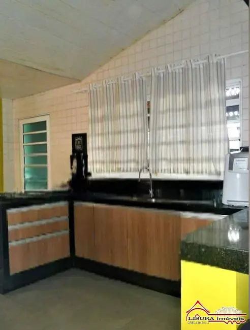 Casa com 3 quartos à venda, 97m2 em Sao Jose Dos Campos - SP - imagem 6 Foto 6 de Casa com 3 quartos à venda, 97m2 em Sao Jose Dos Campos - SP