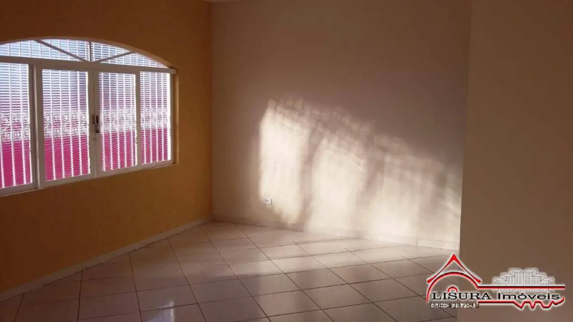 Foto 6 de Casa com 3 quartos à venda, 204m2 em Centro, Jacarei - SP