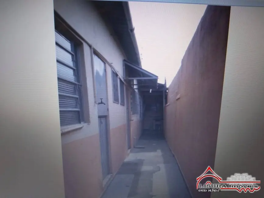 Casa com 1 quarto para alugar, 125m2 em Jardim Jacinto, Jacarei - SP - imagem 4 Foto 4 de Casa com 1 quarto para alugar, 125m2 em Jardim Jacinto, Jacarei - SP