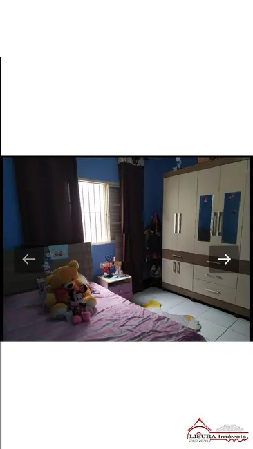 Foto 9 de Casa com 2 quartos à venda em Parque Santo Antônio, Jacarei - SP