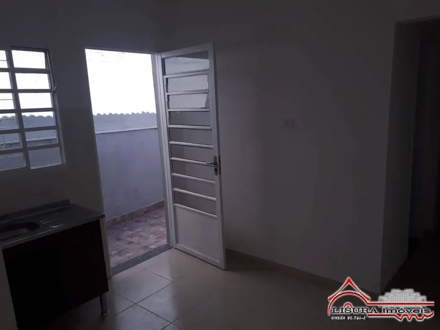 Foto 4 de Casa com 2 quartos à venda, 55m2 em Centro, Jacarei - SP