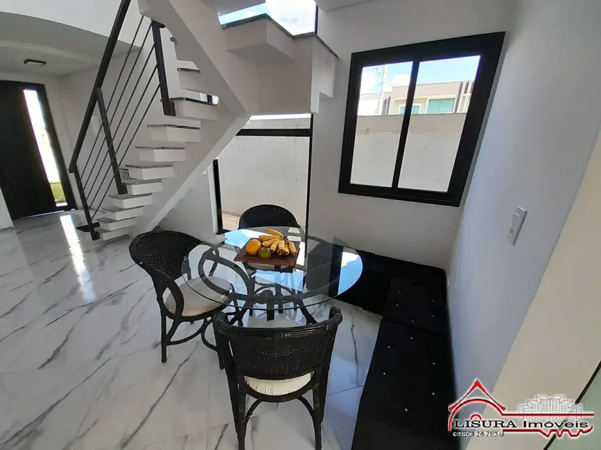 Foto 8 de Casa de Condomínio com 3 quartos à venda, 155m2 em Jardim Jacinto, Jacarei - SP