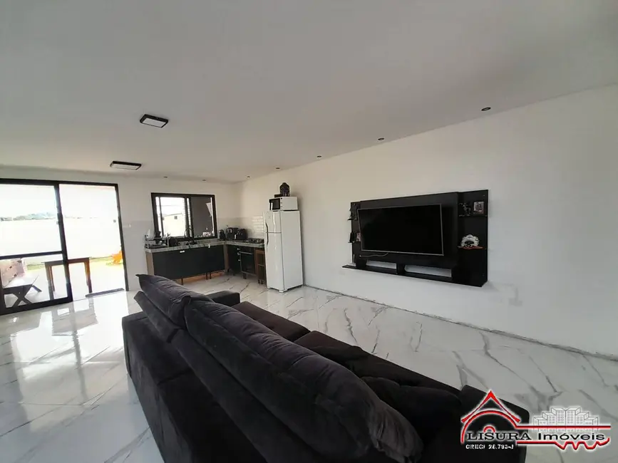 Foto 5 de Casa de Condomínio com 3 quartos à venda, 155m2 em Jardim Jacinto, Jacarei - SP