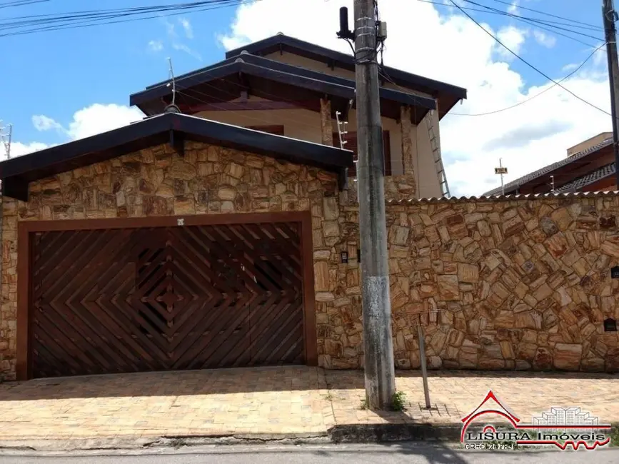 Foto 1 de Casa com 4 quartos à venda, 200m2 em Jardim Terras de São João, Jacarei - SP
