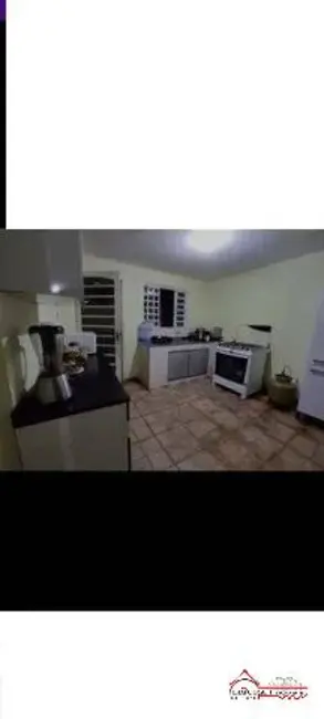 Foto 4 de Casa com 3 quartos à venda, 192m2 em Conjunto São Benedito, Jacarei - SP