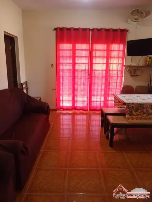 Chácara com 5 quartos à venda, 211m2 em Portal Mantiqueira, Cacapava - SP - imagem 4 Foto 4 de Chácara com 5 quartos à venda, 211m2 em Portal Mantiqueira, Cacapava - SP