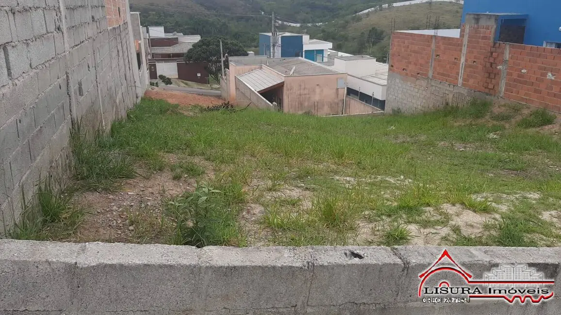 Foto 1 de Terreno / Lote à venda, 154m2 em Jacarei - SP