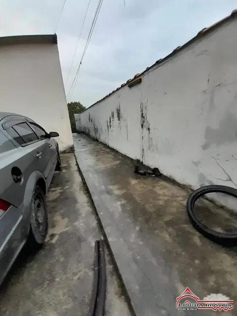 Foto 3 de Casa com 4 quartos à venda, 114m2 em Jardim Pitoresco, Jacarei - SP