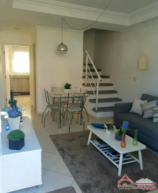 Foto 3 de Casa de Condomínio com 2 quartos à venda, 64m2 em Jardim Jacinto, Jacarei - SP