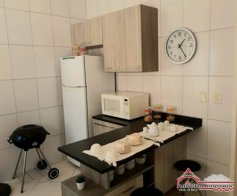 Casa de Condomínio com 2 quartos à venda, 64m2 em Jardim Jacinto, Jacarei - SP - imagem 6 Foto 6 de Casa de Condomínio com 2 quartos à venda, 64m2 em Jardim Jacinto, Jacarei - SP