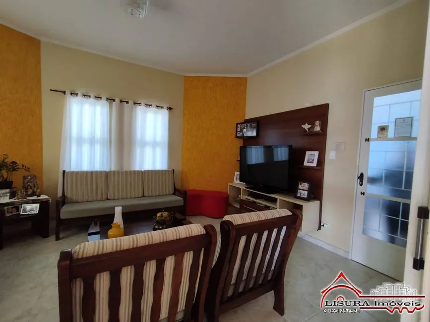 Foto 6 de Casa com 4 quartos à venda, 175m2 em Jardim Santa Maria, Jacarei - SP