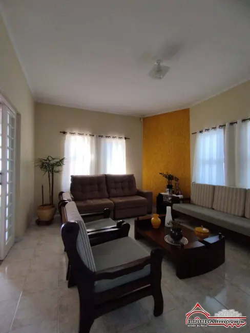 Foto 7 de Casa com 4 quartos à venda, 175m2 em Jardim Santa Maria, Jacarei - SP