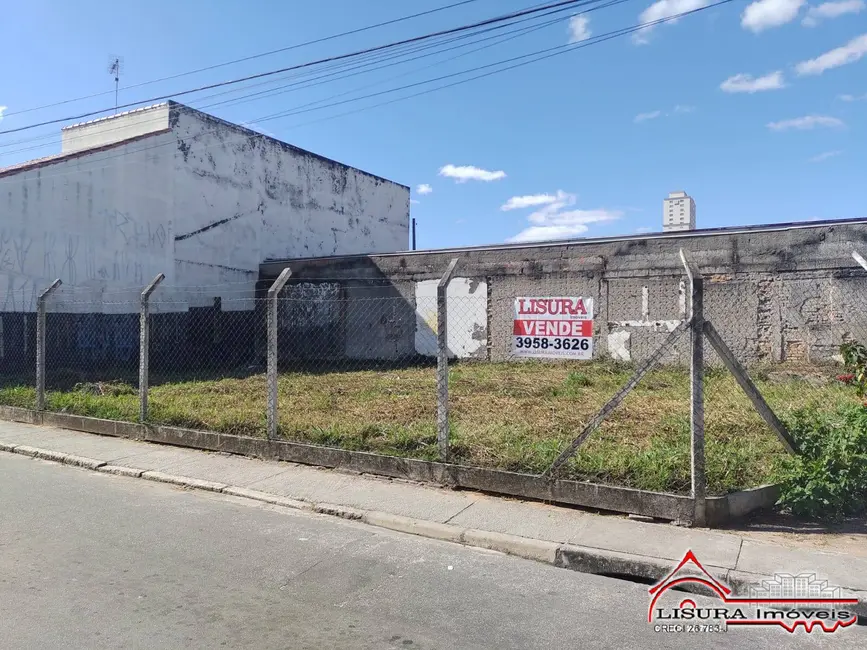 Foto 2 de Terreno / Lote à venda, 241m2 em Centro, Jacarei - SP