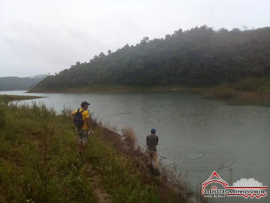 Foto 5 de Terreno / Lote à venda, 559m2 em Santa Branca - SP