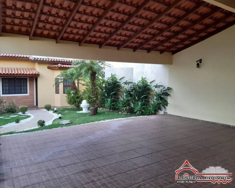 Foto 3 de Casa com 3 quartos à venda em Centro, Jacarei - SP