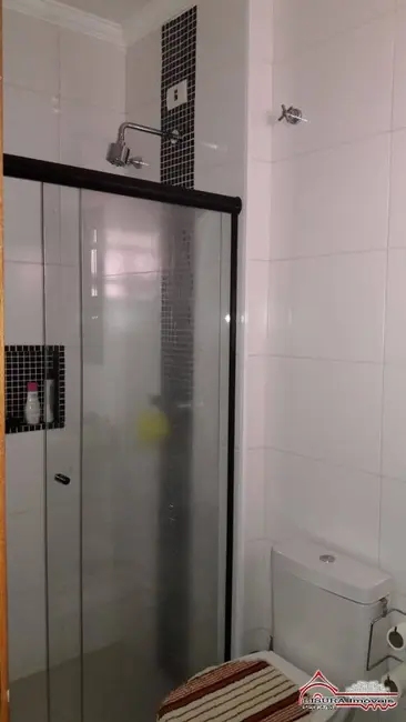 Foto 8 de Casa com 4 quartos à venda, 250m2 em Loteamento Villa Branca, Jacarei - SP