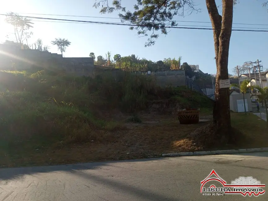 Foto 1 de Terreno / Lote à venda, 600m2 em Jardim Colônia, Jacarei - SP