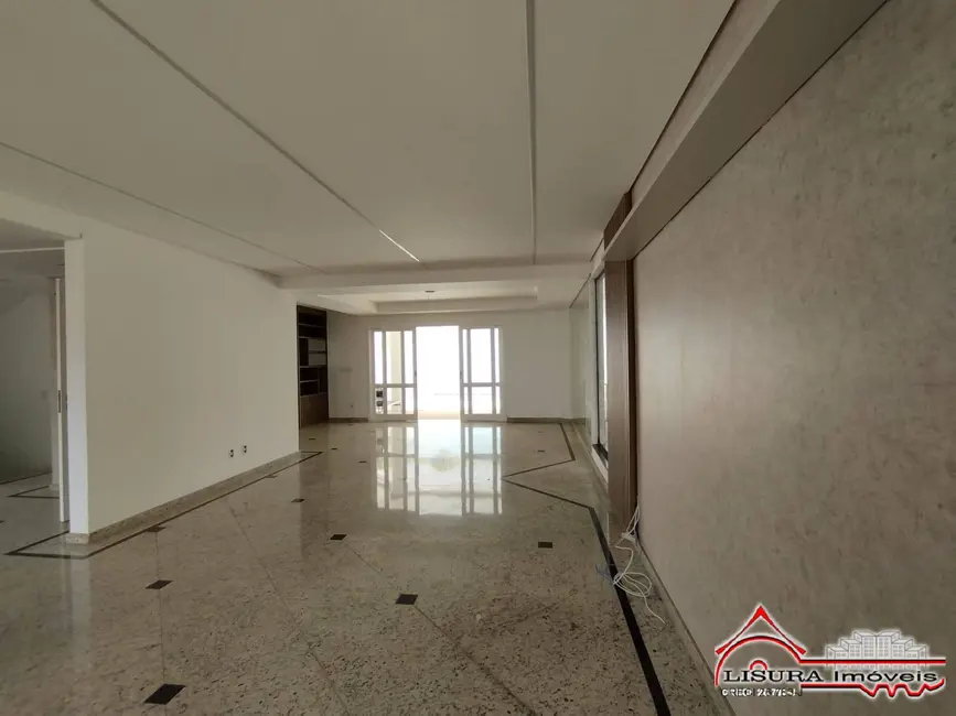 Casa com 3 quartos à venda, 275m2 em Jardim Coleginho, Jacarei - SP - imagem 7 Foto 7 de Casa com 3 quartos à venda, 275m2 em Jardim Coleginho, Jacarei - SP
