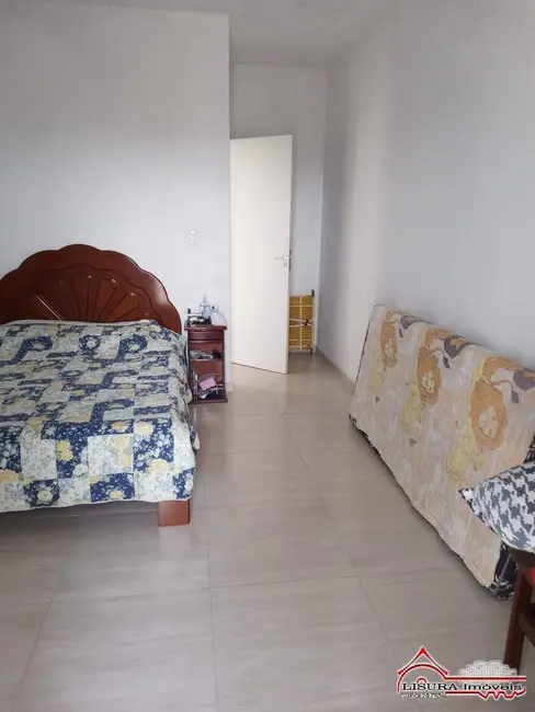 Foto 5 de Casa com 3 quartos à venda, 200m2 em Jardim Leblon, Jacarei - SP
