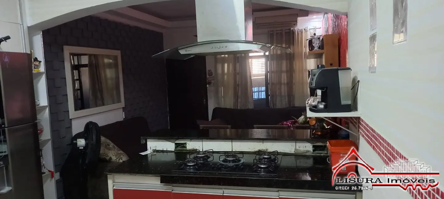 Foto 4 de Casa com 2 quartos para alugar em São João, Jacarei - SP