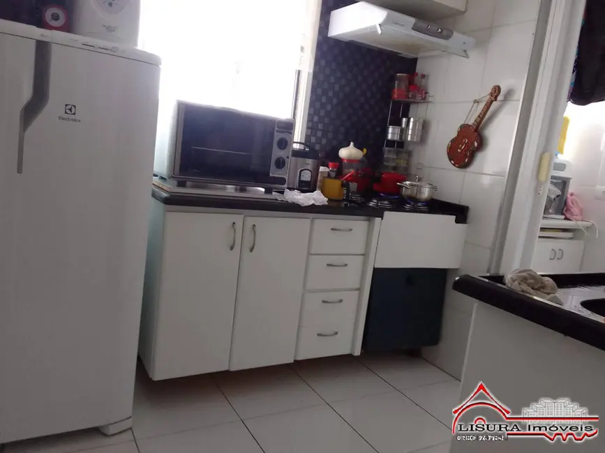 Foto 3 de Apartamento com 2 quartos à venda, 61m2 em Parque Santo Antônio, Jacarei - SP
