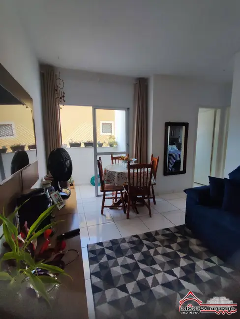 Foto 1 de Apartamento com 2 quartos à venda, 58m2 em Jardim Jacinto, Jacarei - SP