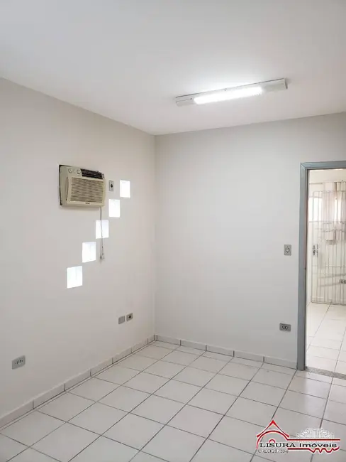 Sala Comercial para alugar, 20m2 em Centro, Jacarei - SP - imagem 4 Foto 4 de Sala Comercial para alugar, 20m2 em Centro, Jacarei - SP