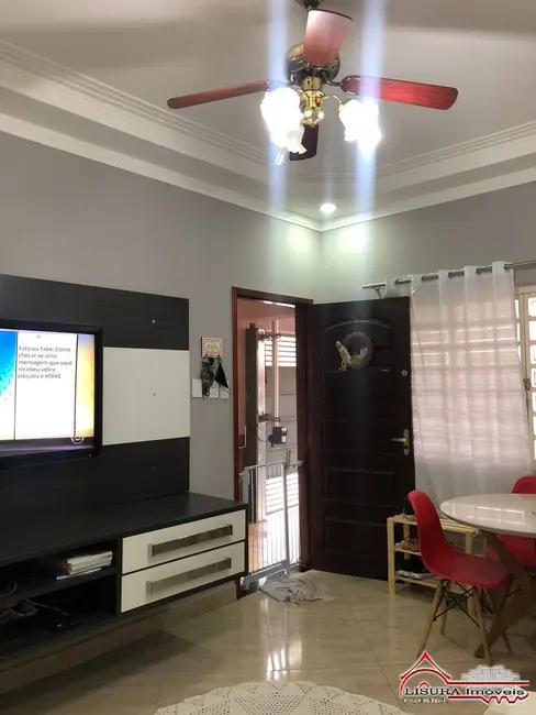 Casa com 5 quartos para alugar, 177m2 em Jardim Mesquita, Jacarei - SP - imagem 5 Foto 5 de Casa com 5 quartos para alugar, 177m2 em Jardim Mesquita, Jacarei - SP