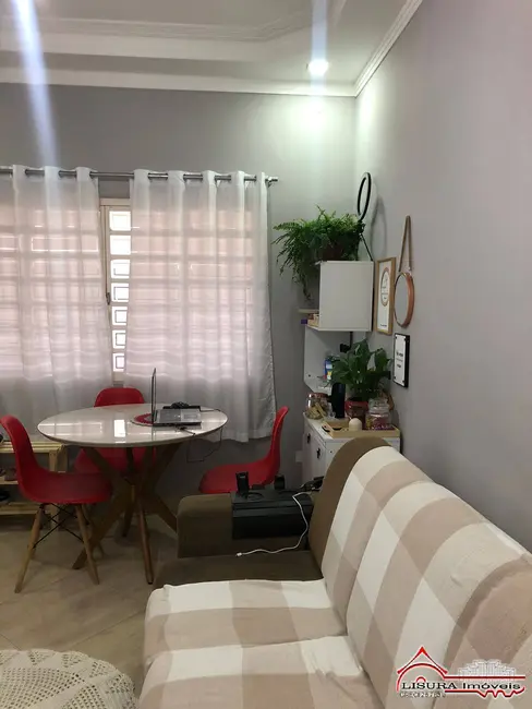 Foto 9 de Casa com 5 quartos à venda, 177m2 em Jardim Mesquita, Jacarei - SP