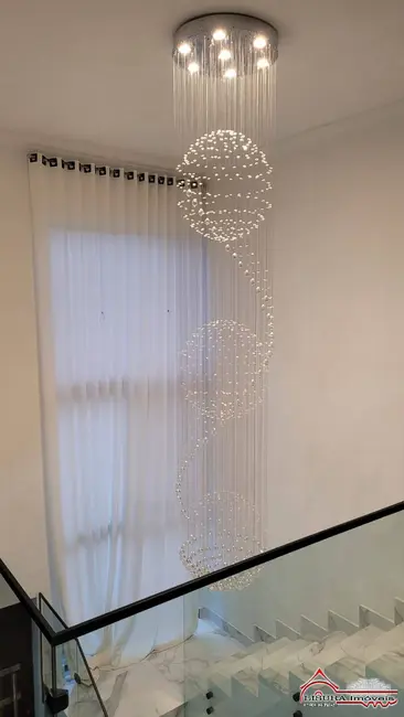 Foto 7 de Casa de Condomínio com 3 quartos à venda, 230m2 em Jardim Jacinto, Jacarei - SP