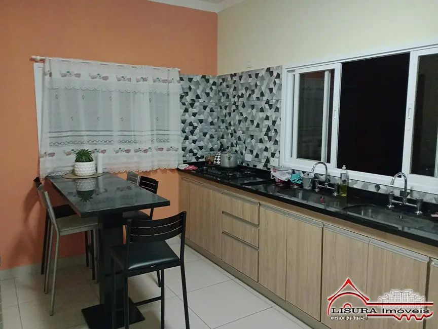 Foto 8 de Casa de Condomínio com 4 quartos à venda, 240m2 em Cacapava - SP