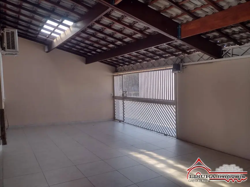 Foto 1 de Casa com 3 quartos à venda, 180m2 em Loteamento Villa Branca, Jacarei - SP