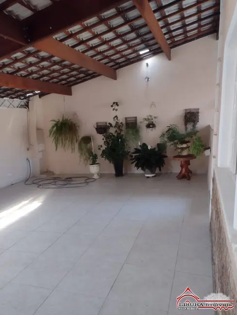 Foto 4 de Casa com 3 quartos à venda, 180m2 em Loteamento Villa Branca, Jacarei - SP