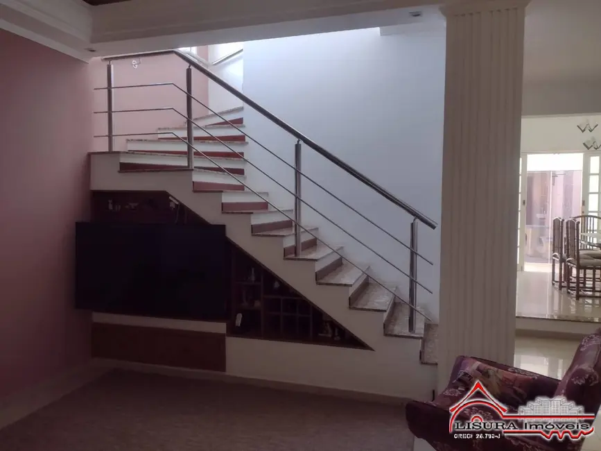 Foto 9 de Casa com 3 quartos à venda, 180m2 em Loteamento Villa Branca, Jacarei - SP