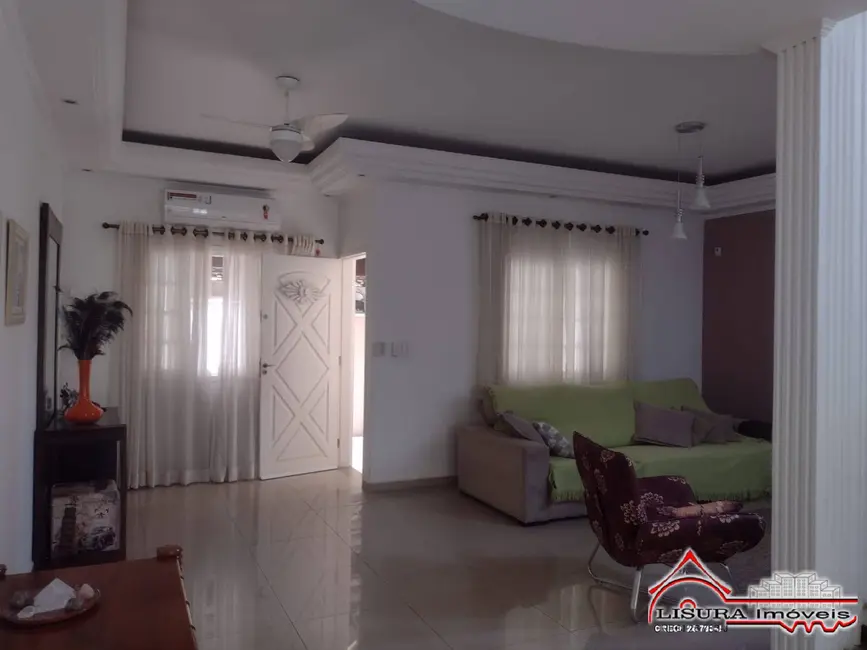 Foto 6 de Casa com 3 quartos à venda, 180m2 em Loteamento Villa Branca, Jacarei - SP