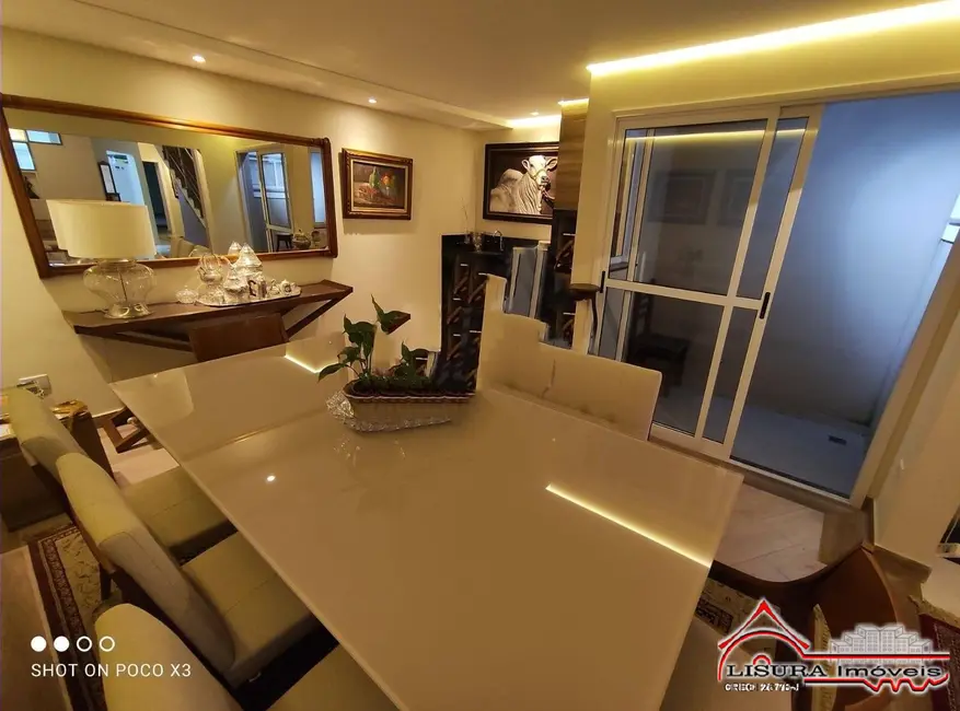 Casa de Condomínio com 2 quartos à venda, 120m2 em Jardim Santa Maria, Jacarei - SP - imagem 3 Foto 3 de Casa de Condomínio com 2 quartos à venda, 120m2 em Jardim Santa Maria, Jacarei - SP