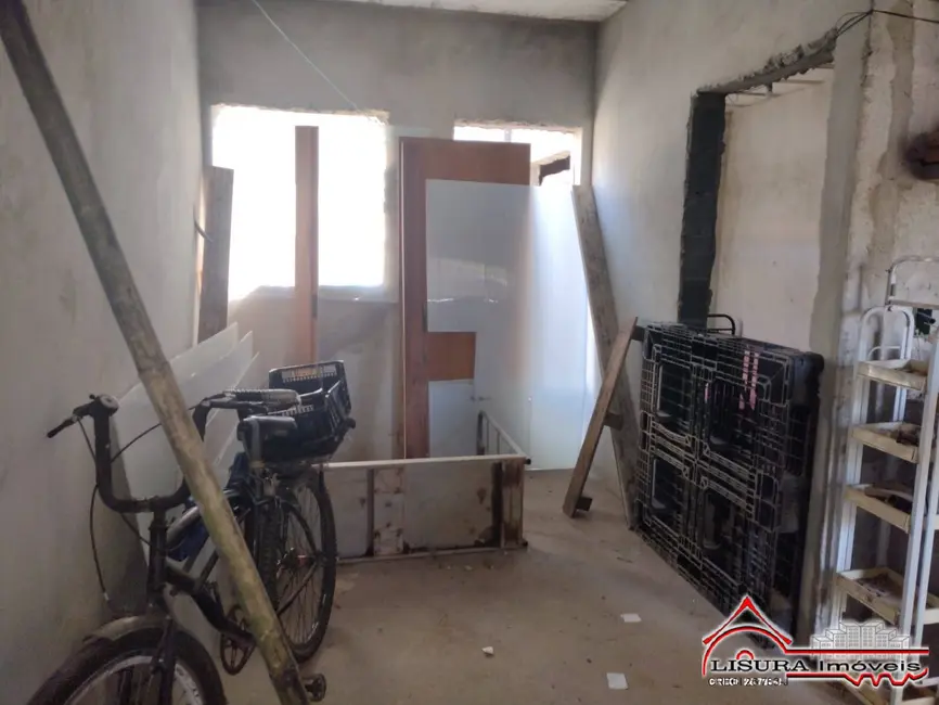 Foto 3 de Casa com 2 quartos à venda, 72m2 em Jardim Pitoresco, Jacarei - SP