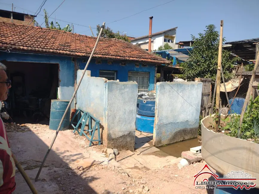 Foto 9 de Casa com 2 quartos à venda, 72m2 em Jardim Pitoresco, Jacarei - SP