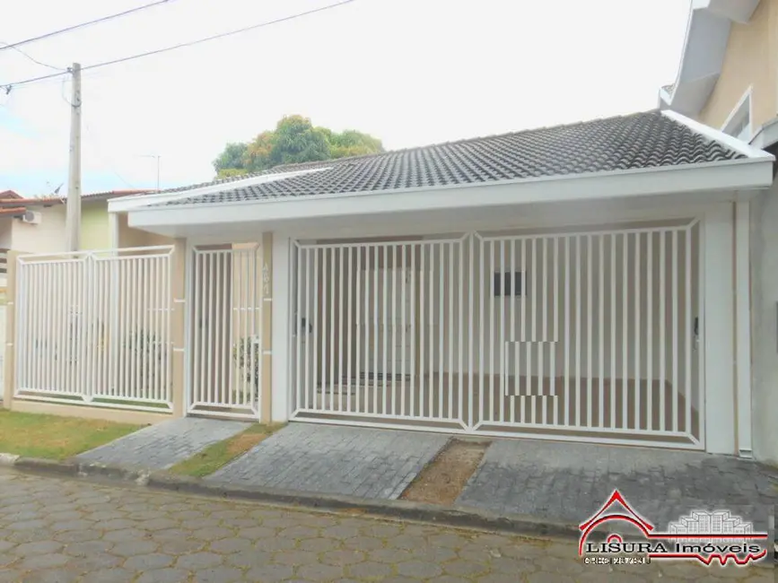 Foto 1 de Casa com 3 quartos para alugar, 250m2 em Jardim Siesta, Jacarei - SP