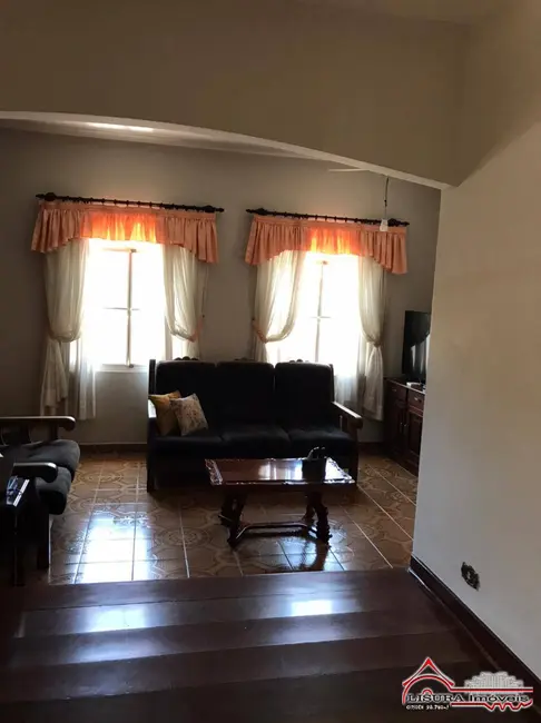 Foto 5 de Casa com 3 quartos à venda, 154m2 em Centro, Jacarei - SP