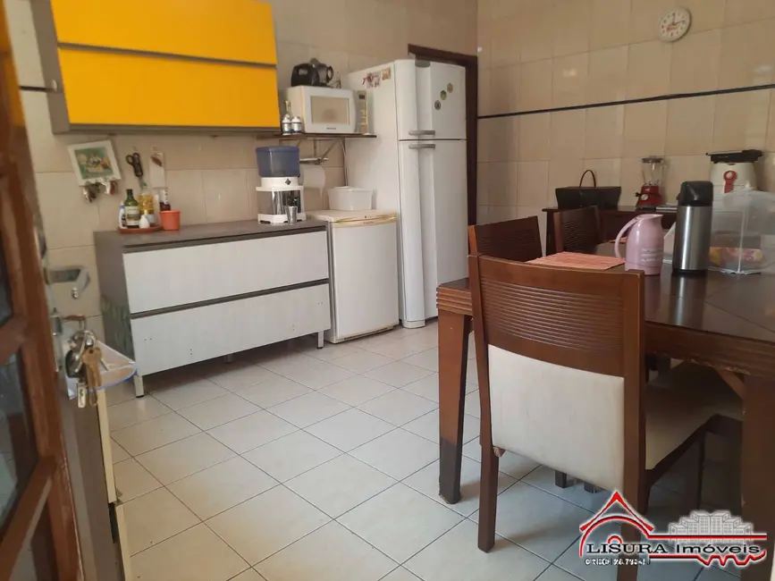 Foto 4 de Casa com 3 quartos à venda em Parque dos Príncipes, Jacarei - SP