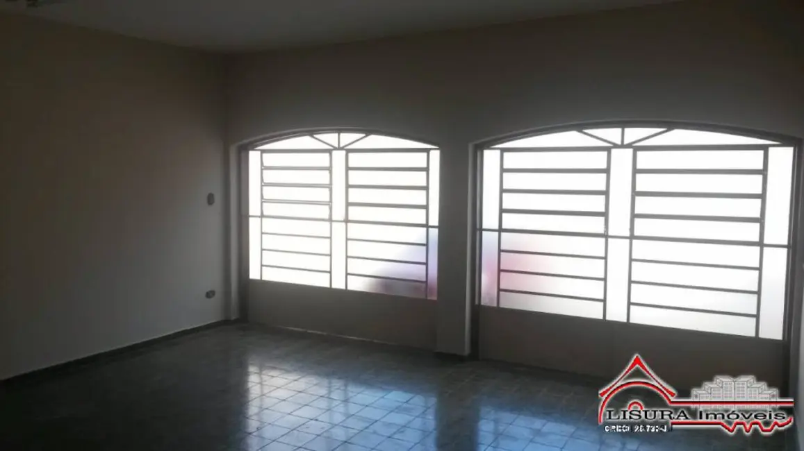 Foto 4 de Casa com 3 quartos para alugar em Centro, Jacarei - SP